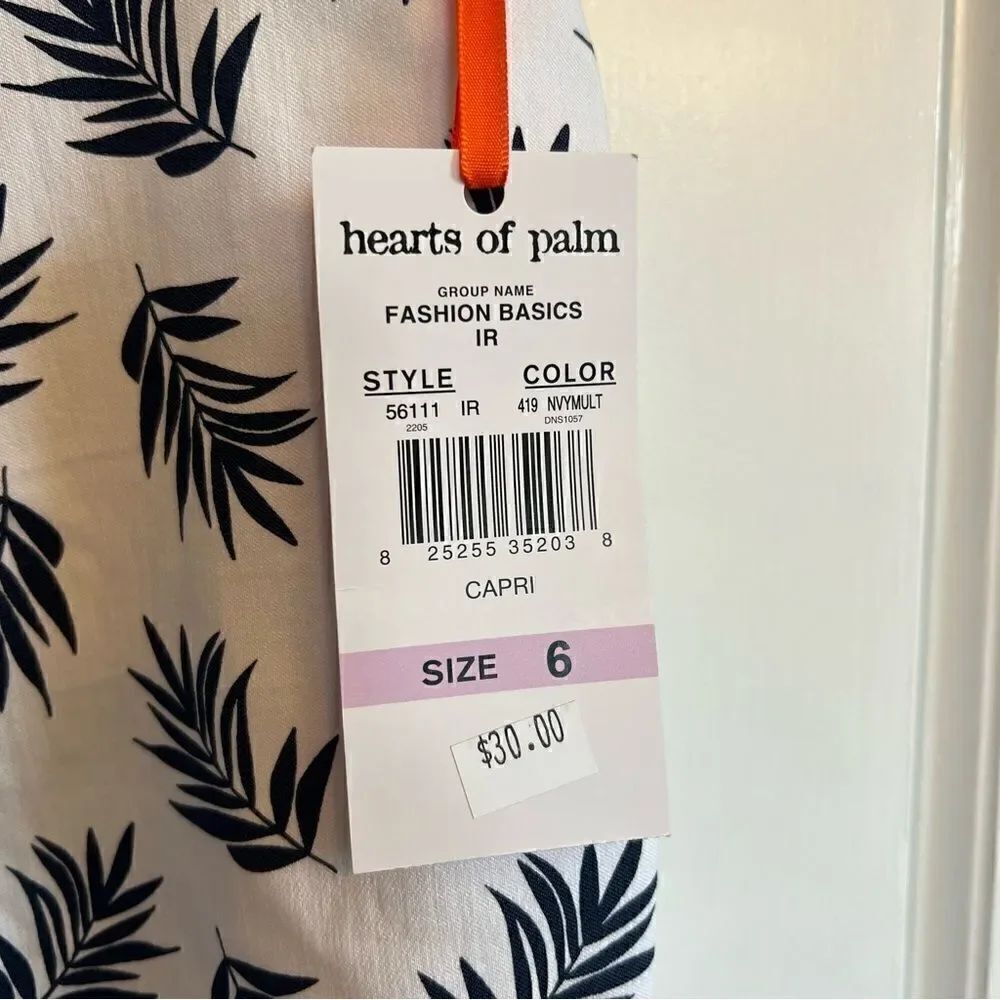 Hearts of Palm Capri Shorts - Picture 6 of 9